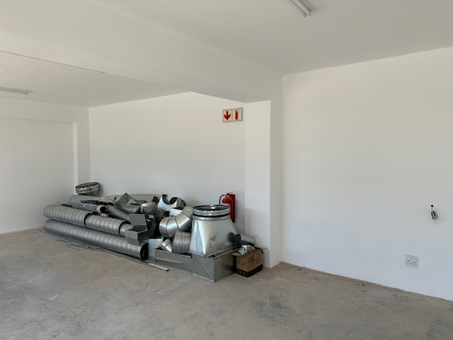 To Let commercial Property for Rent in Maitland Western Cape